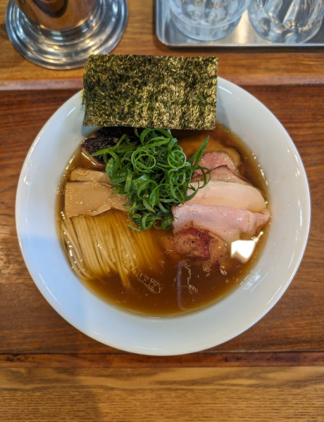 「醤油そは」@YOKOKURA STOREHOUSEの写真