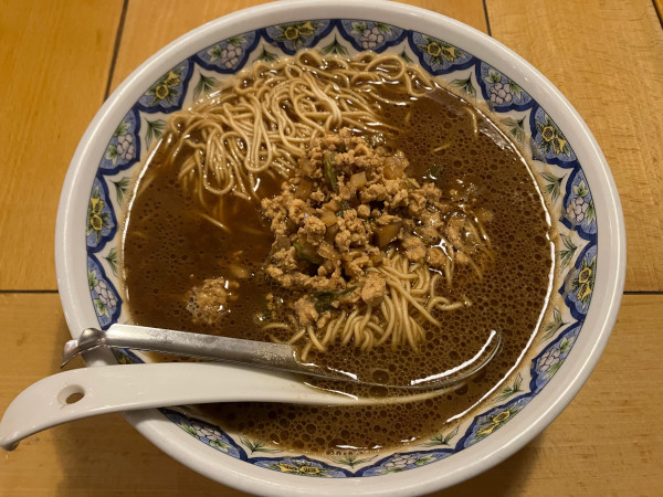 「揚州濃厚醤油ラーメン　1090円」@中国ラーメン 揚州商人 町田忠生店の写真