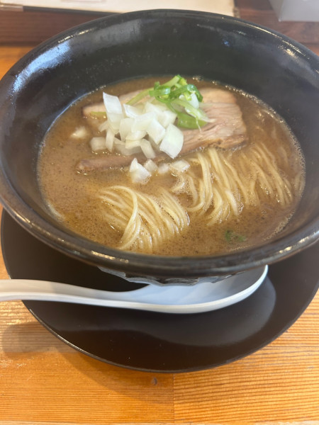 「鶏白湯ら〜めん」@麺堂HOMEの写真