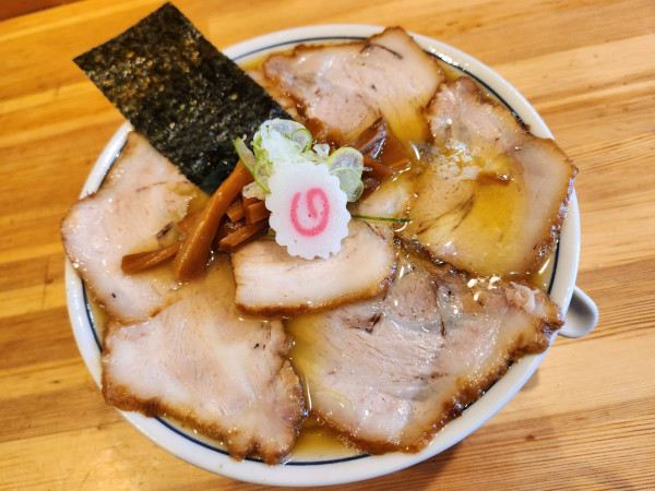 「チャーシュー麺」@there is ramenの写真