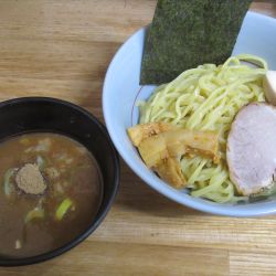 魚介豚骨つけ麺（870円）