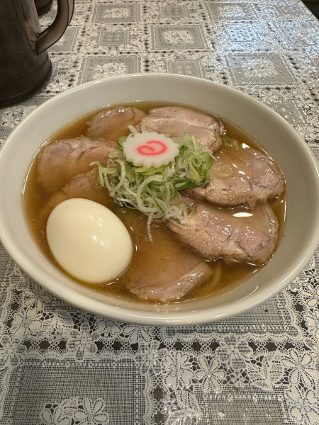 「ラーメン+チャーシュー+だし味玉子」@らーめん紬麦の写真