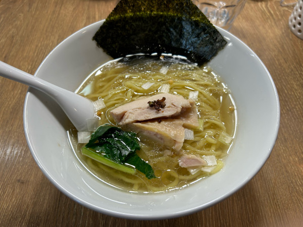 「昆布の塩らー麺」@昆布の塩らー麺専門店 MANNISH 東日本橋店の写真
