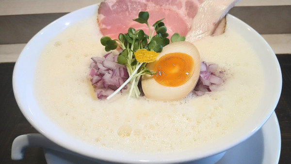 「鶏白湯泡Ramen醤油」@鶏白湯泡ramenたまきの写真