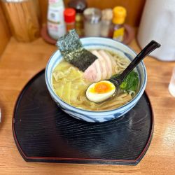 叉焼ワンタン麺