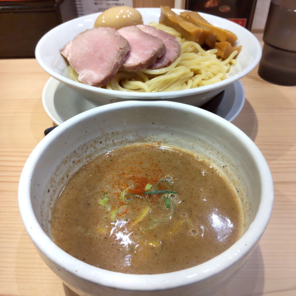 「【数量限定】濃厚魚介つけ麺ＳＰ（￥1,190）」@京紫灯花繚乱 蒲田店の写真