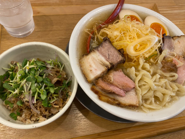 「特製塩＋日替ご飯 1700+400」@麺や 七彩 八丁堀店の写真