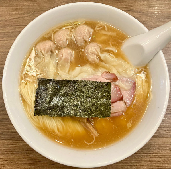 「ワンタンメン　麺 大盛」@支那ソバ おさだの写真