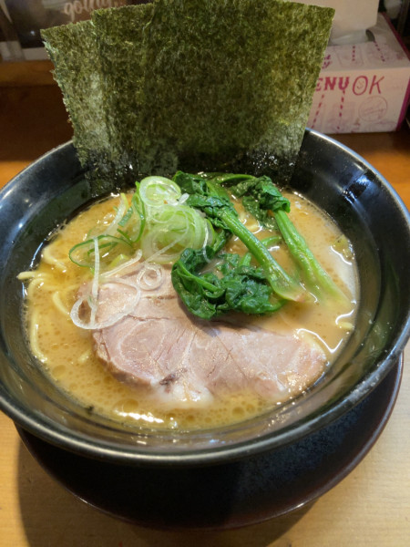 「豚骨醤油　780円」@横浜家系ラーメン 喬の写真