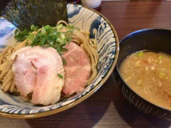 「ＴＳＴＭ豚骨醤油つけ麺（並950円）」@昭島昆布水つけ麺ハルノオトの写真