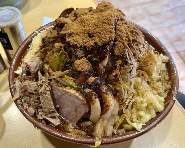 「大ラーメン 麺増し750g  しょうが お魚天国」@ラーメン二郎 八王子野猿街道店2の写真