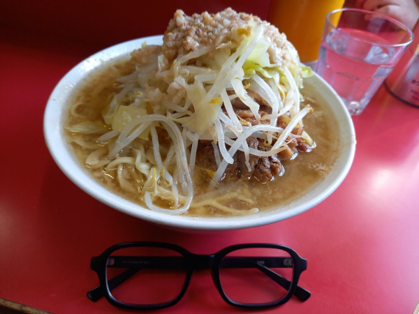 「ぶたラーメン850円(野菜・あぶら)」@ラーメン二郎 三田本店の写真