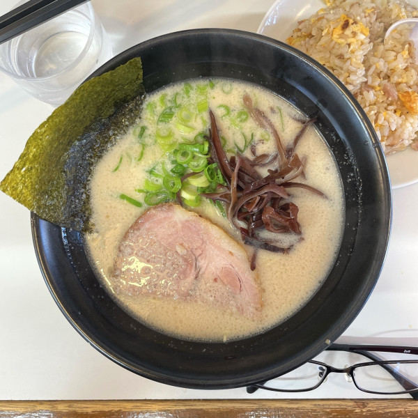 「博多ラーメン」@九一麺 町田店の写真