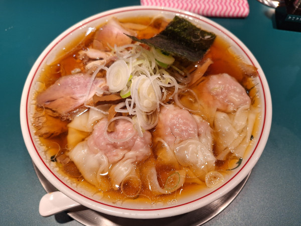 「ちゃーしゅーわんたんめん(1430円)」@本郷苑の写真