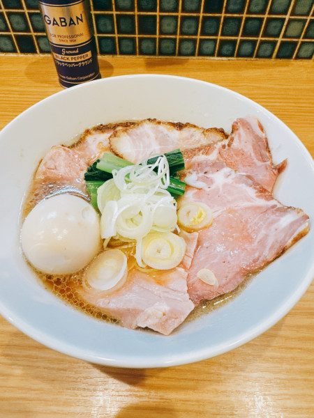 「松坂豚中華そば」@ほっこり中華そば もつけの写真