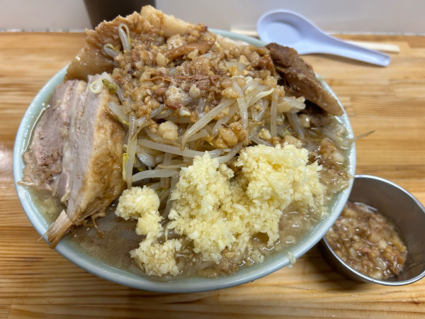 「ラーメン並300g(全増し)¥950+豚増し¥250」@ラーメン工藤の写真