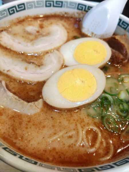 「特製ラーメン」@熊本拉麺 桂花 新幹線口店の写真