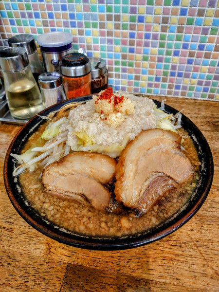 「燕三郎ラーメン」@中華蕎麦 丸め 東久留米店の写真