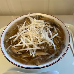 椎茸ラーメン 大盛り もやしトッピング