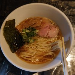 中華そば（880円）