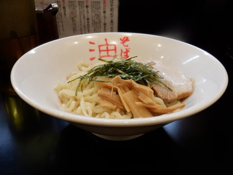 「油そば（並）」@東京麺珍亭本舗 鶴巻町本店の写真