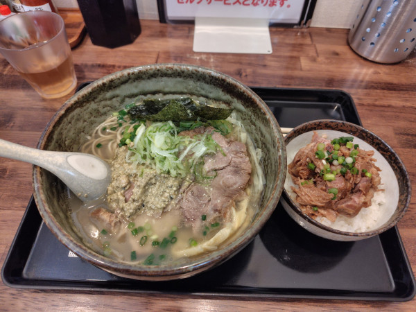 「牡蠣そば（塩）＋チャーシュー丼」@麺匠 昴の写真