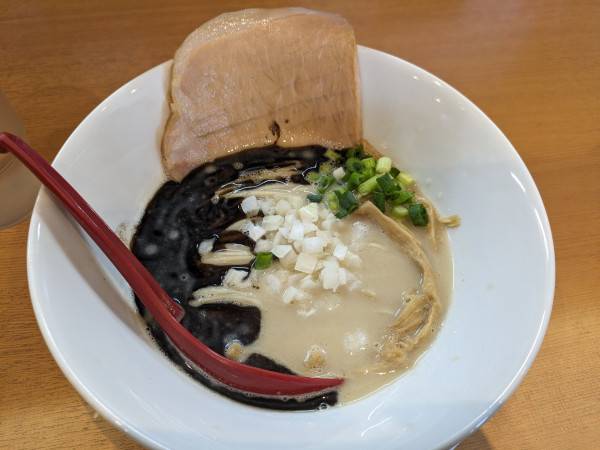 「とりそば黒」@麺堂 稲葉の写真
