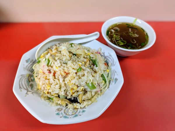 「五目チャーハン」@中華料理 宏苑の写真