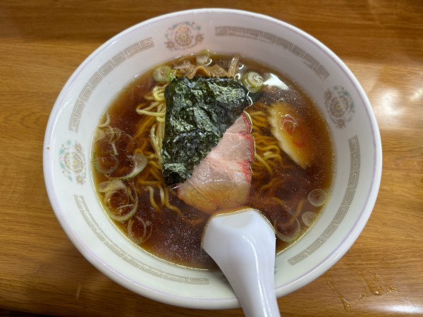 「ラーメン　550円」@中華料理 香新の写真
