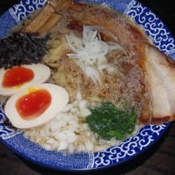背脂ラーメン醤油(特)