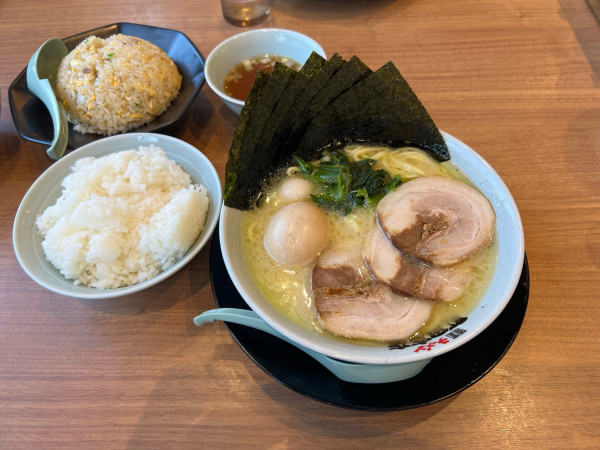 「塩MAXラーメン（1050円）」@町田商店 三鷹店の写真
