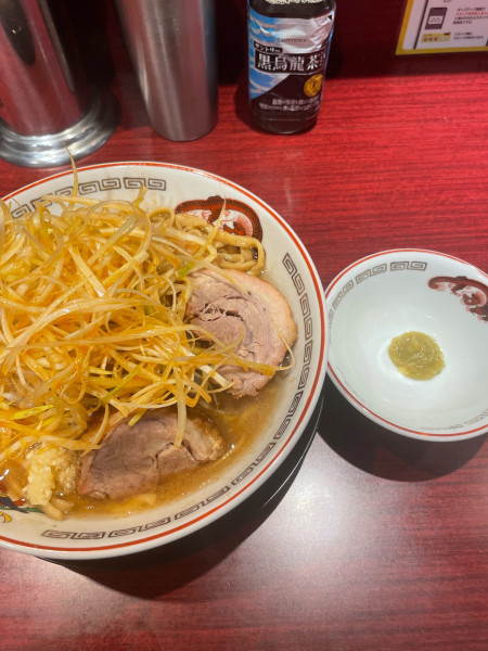 「小ラーメン白髪ネギアレ柚子胡椒」@豚山 白楽店の写真