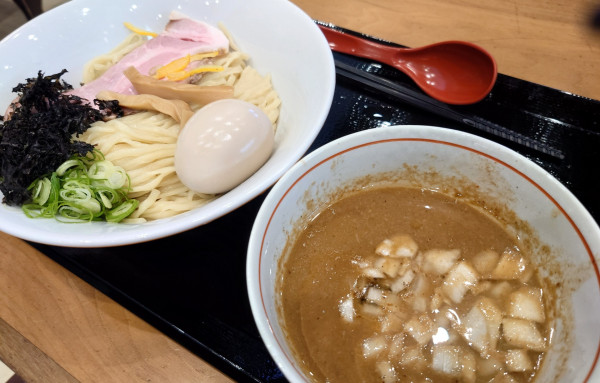 「濃厚つけめん+味玉(1110円)」@中華そば よしかわ 三井アウトレットパーク入間店の写真