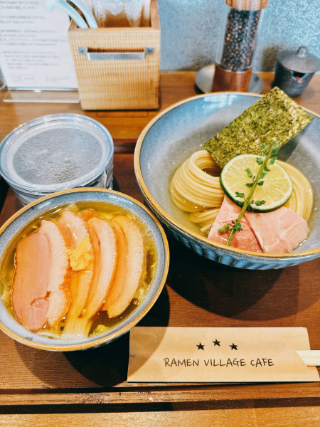 「鴨の昆布水つけ麺」@RAMEN VILLAGE CAFEの写真