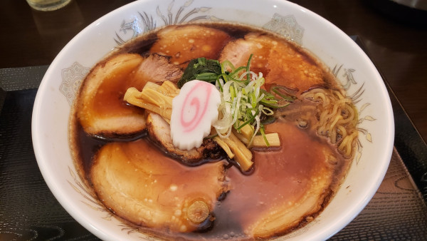 「華 ちじれ麺＋チャシュー」@中華そば 一休の写真