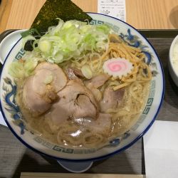 チャーシューメン大盛1,030円+ごはん200円