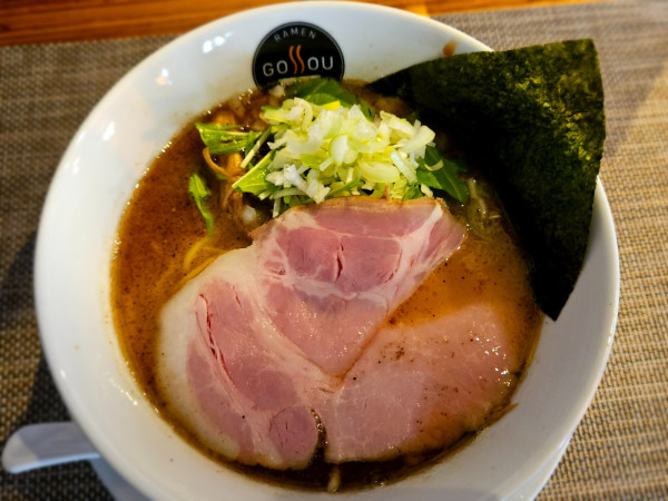 「らーめん」@RAMEN GOSSOU 新橋店の写真