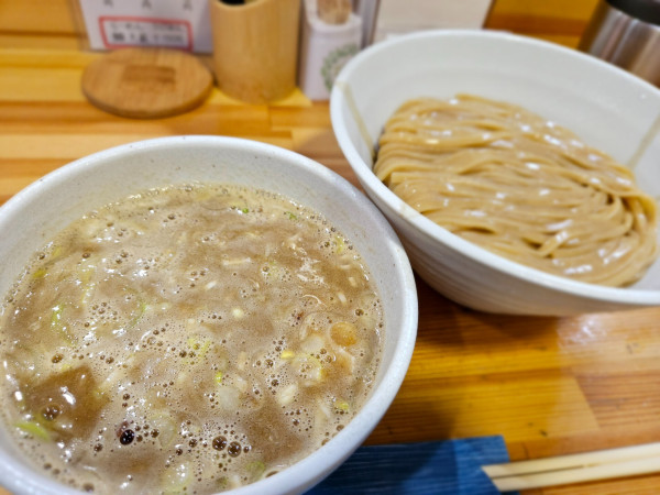 「鶏白湯つけめんこってり」@麺屋電龍の写真