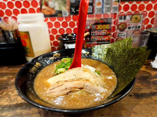 「禁断らーめん」@極濃豚骨 らーめん小僧の写真
