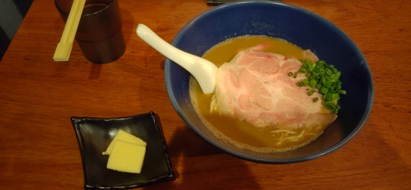 「【限定】濃厚鮟肝蕎麦+バター」@麺処 にぼし香 横浜店の写真