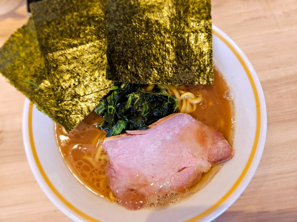 「らーめん(並)」@十三代目 麺家 よし川の写真