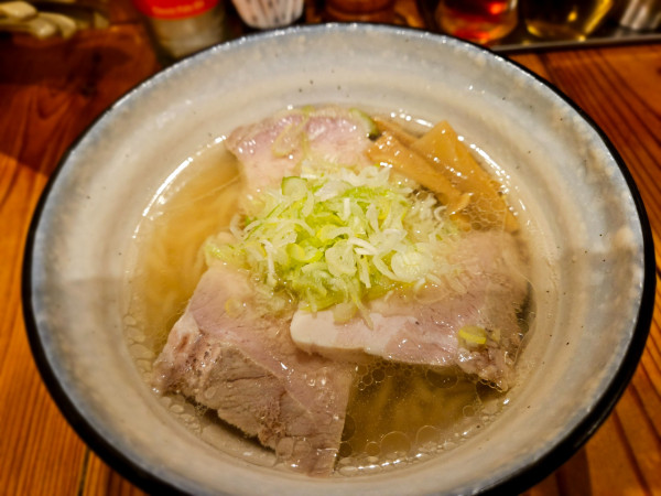 「会津山塩らーめん並」@会津山塩らーめん 塩々の写真