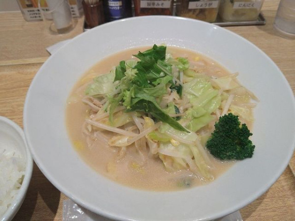 「野菜×肉タンメン」@野菜たっぷりタンメン べじたんの写真