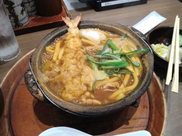 「かしわ入り味噌煮込みうどん・海老天トッピング」@山本屋本店 エスカ店の写真