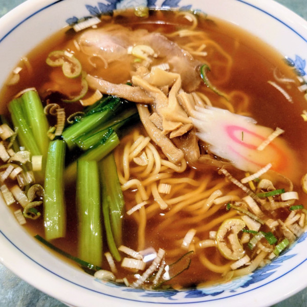 「醤油ラーメン」@中国料理 龍門の写真