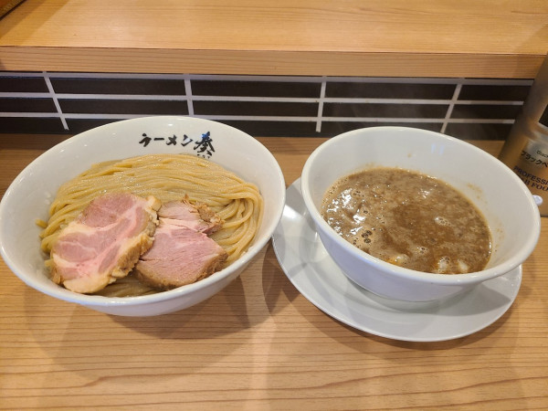 「つけ麺(大盛り)」@ラーメン奏の写真