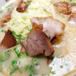 鹿児島黒豚チャーシュー入りラーメン