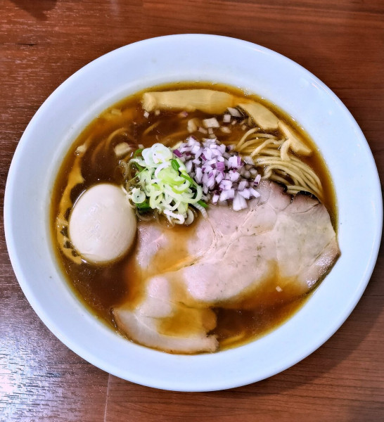 「中華そば並(味玉入り) 1000円」@麺処うきとみの写真
