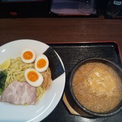 伊勢海老つけ麺（味玉付き）