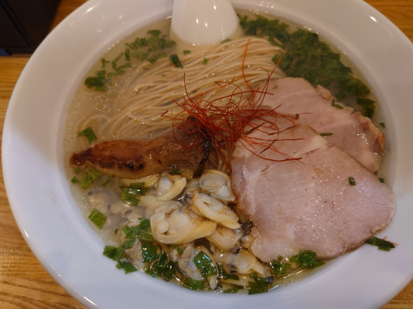 「【限定】あさりと大葉のしおラーメン」@ぬまちゃんラーメンの写真